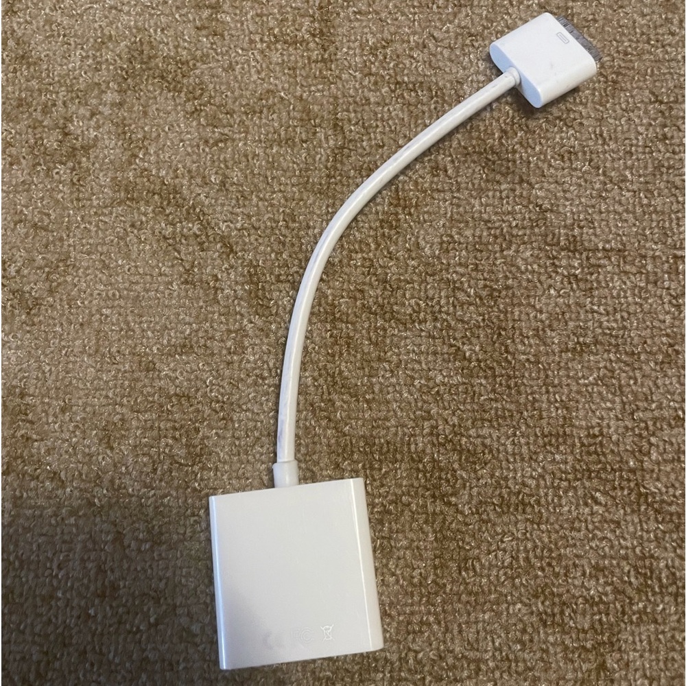 Digital AV HDTV Adapter 30 Pin Dock Connector to HDMI for iPad 2/3